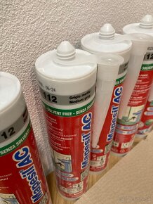 Mapei epoxydova skarovačka +silikony v rovnakej farbe - 3