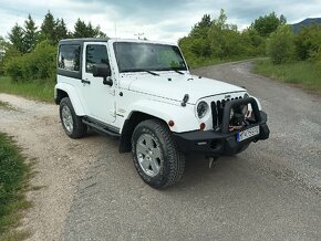 Jeep Wrangler Sahara JK 3,8 benzín V6 LPG - 3