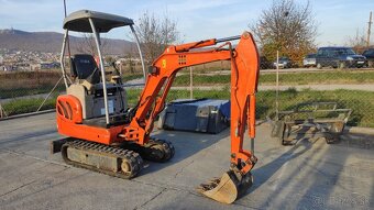 Minibager Kobelco E16, váha 1600kg. - 3