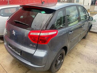 Rozpredám Citroen C4 Picasso benzín diesel automat manuál - 3