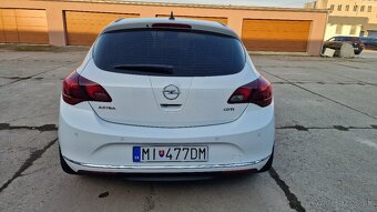 Opel Astra J 1.6 CDTI 100kW Cosmo, Bixenón, Navi, Kamera - 3