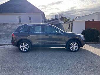 Volkswagen Touareg 3.0TDI Comfortline DSG 4x4 - 3