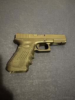 Glock 17 - 3