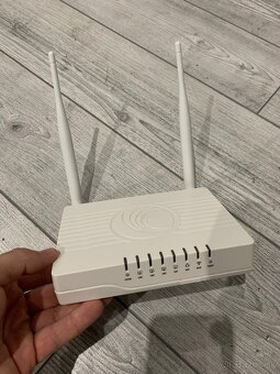 Predám Cambium Networks Router – Model cnPilot R190W - 3