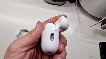 AirPods Pro 2 s MagSafe nabíjacím púzdrom (USB-C) - 3