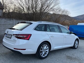 Škoda Superb Combi 1.6 TDI Ambition - 3