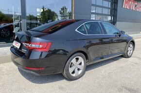 Škoda Superb 2.0 TDI 110KW Ambition - 3