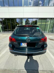 Opel Astra Sports Tourer - 3