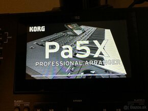 Korg PA5X 76 International - 3