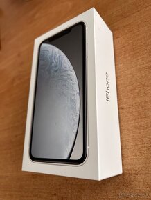 iPhone XR - 3