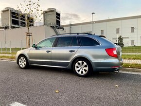 Škoda Superb II combi 2012 - 3