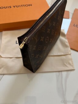 Louis Vuitton Toiletry Pouch 26 kabelka - 3