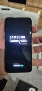 Samsung Galaxy S10e TOP STAV - 3