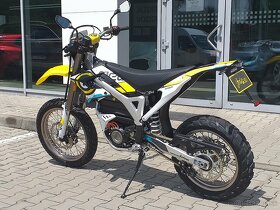 Sur Ron STORM BEE L3e  elektrický off-road motocykl - 3