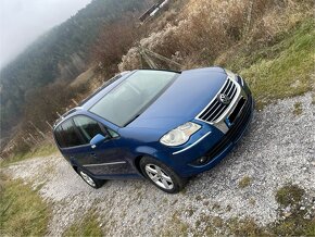 Volkswagen touran 1.9 tdi DSG - 3