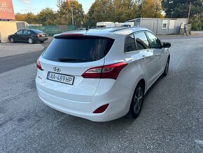 Hyundai i30 CW 1.6 CRDi - 3