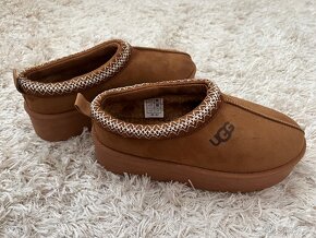 Ugg Tazz - 3