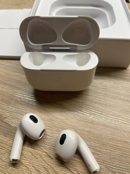 Airpods 3 - 3