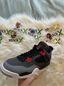 Jordan 4 - 3