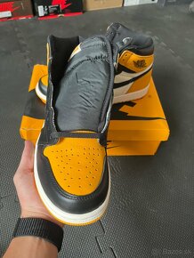 Nike Air Jordan 1 High Taxi - 3