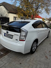 Toyota Prius 1.8 I VVT-i Hybrid - 3