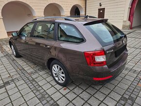 Škoda Octavia Combi 1.6 TDI M5 Elegance Navi Lane R16 - 3