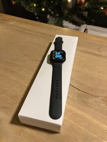 Apple Watch SE 44mm - 3