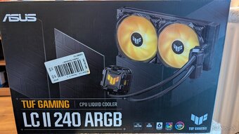 ASUS TUF GAMING LC II 240 ARGB - 3