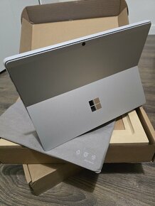 MICROSOFT SURFACE PRO 8 LTE 256GB (I5/8GB) PLATINUM W11 PRO - 3