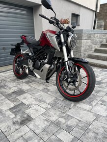 Honda CB125R - 3