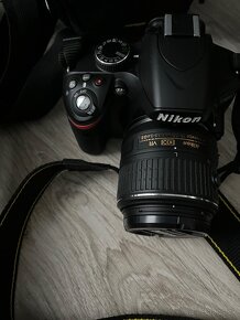 Nikon D3200 - 3