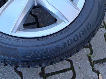 Bridgestone blizzak 205/60 R16 - 3