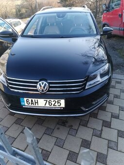 Predám Volkswagen passat b7 combi 2,0 tdi 103kw - 3