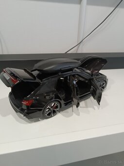 Model Audi RS6 Avant 1:18 - 3