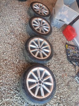 5x112 r18 235/45 dunlop - 3