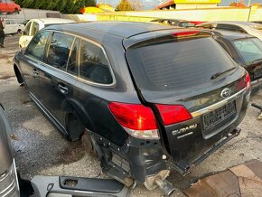 Lacno rozpredám Subaru Legacy 2009-2014 na náhradné diely - 3