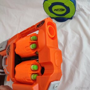 Nerf Zombie Flipfury - 3