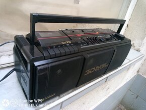 Boombox HITACHI - 3