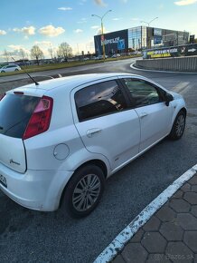 FIAT GRAND PUNTO 1.9 JTD 2008 ROK VÝROBY - 3