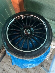 Disky Keksin Borbet RE black glossy 18 + pneumatiky Pirelli - 3