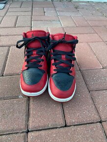 Predám tenisky AIR JORDAN 1 MID BG - 3