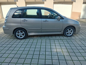 Predam Suzuki liana 1.3 Benzín, 66 kW , r.v. 2006 - 3