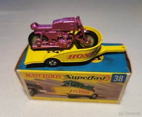 MATCHBOX #38 - 3