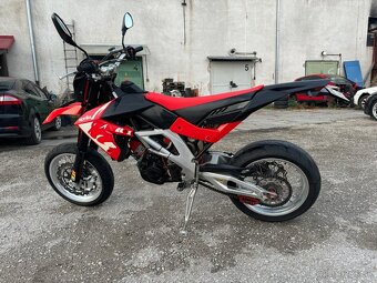 Aprilia sxv 550 - 3