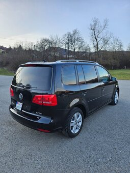 Volkswagen Touran 2.0 Tdi 7-Miestny Kamera Navi - 3