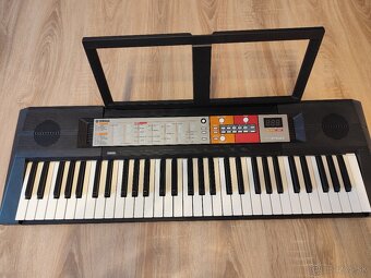 Predám klávesy  Yamaha PSR F50 - 3