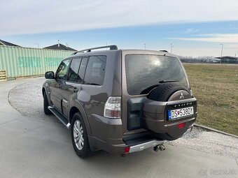 Predám Mitsubishi Pajero 3.2 SUV/Combi - 3