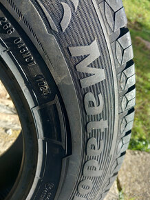 215/70R15C Matador - 3