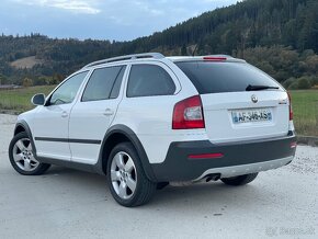 Škoda Octavia Combi Scout 2.0 TDI 4x4 Xenon Alcantara - 3