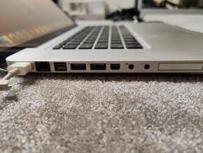 MacBook Pro (15-palcový, koniec roka 2008) - 3